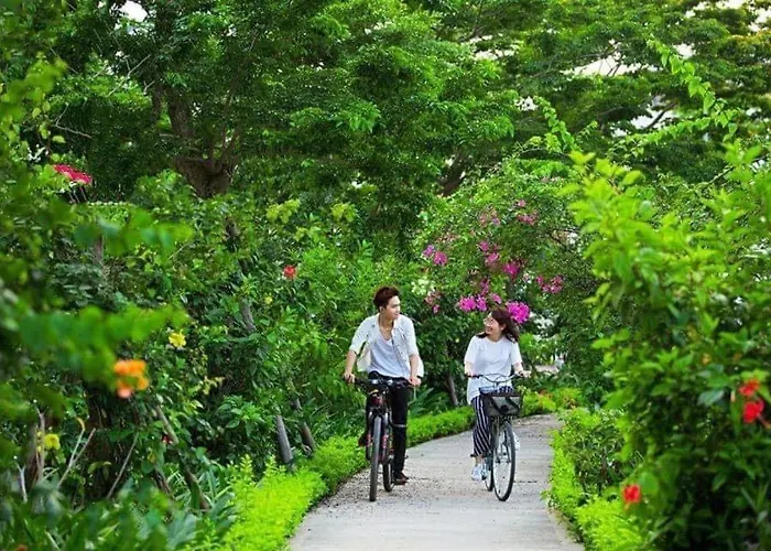 Haradise & Villa Ha Long