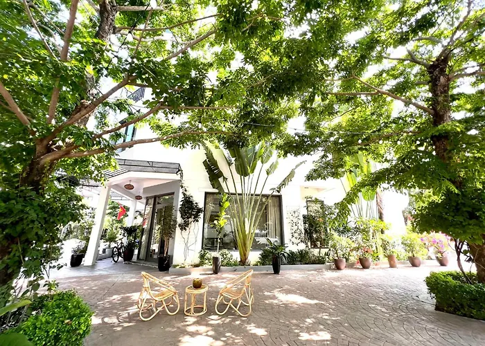 Villa Haradise & *